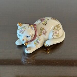 Vintage 1986 Franklin Mint Curio Cabinet Collection Satsuma Cat Figurine